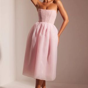 OH POLLY ROSETTE
Embellished Corset Tulle Skirt Midi Dress in Blush